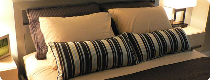 cuscini ornamentali per la camera da letto